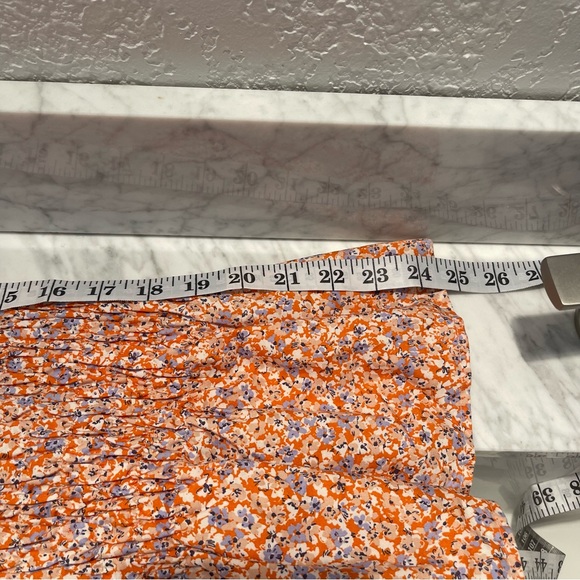 ***SOLD***MEDIUM - Picture 6 of 7